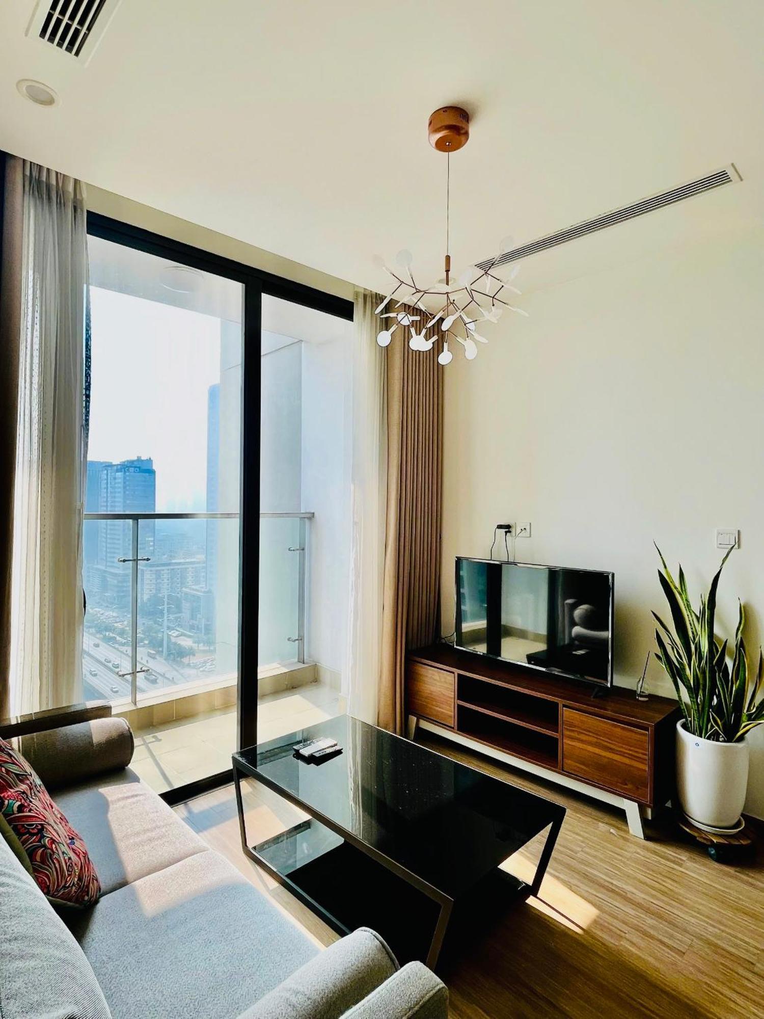 Zenq Housing - Vinhomes Skylake Apartment