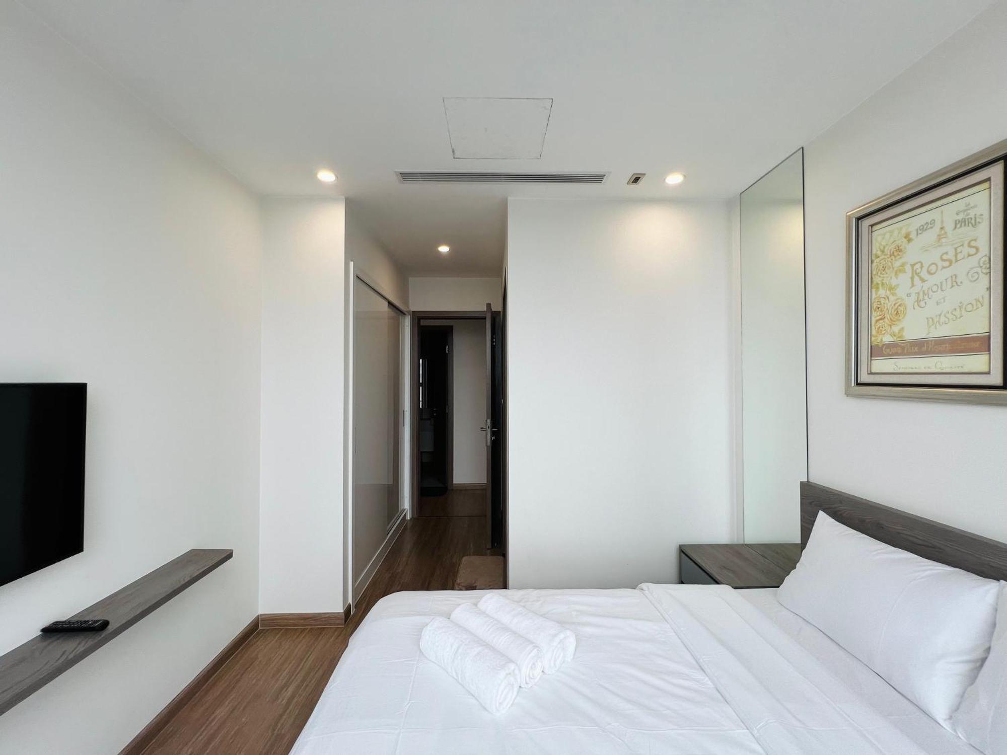 Zenq Housing - Vinhomes Skylake Apartment
