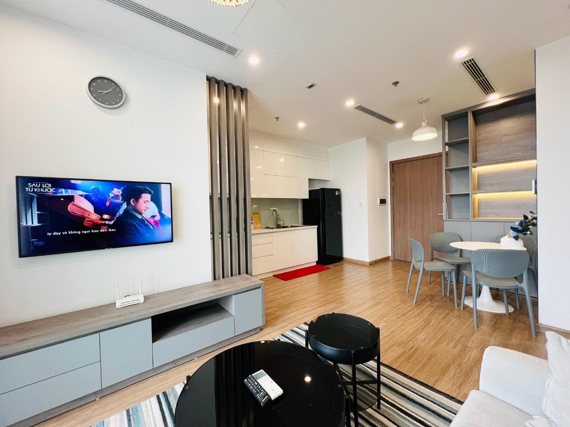 Zenq Housing - Vinhomes Skylake * Hanoi