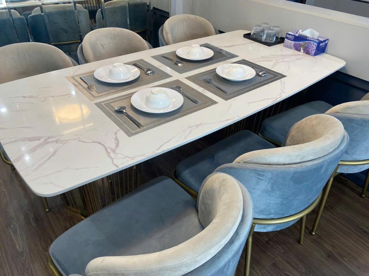Apartment Zenq Housing - Vinhomes Skylake